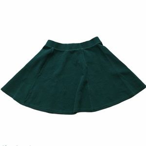 Divided 🛍️ Green Skirt Sz Small